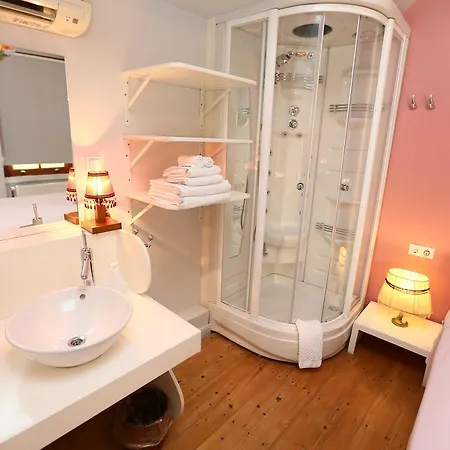 Noble House Galata Bed and Breakfast