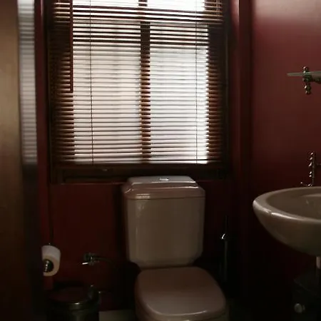 Noble House Galata 3*
