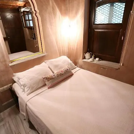 Noble House Galata 3* Istambul